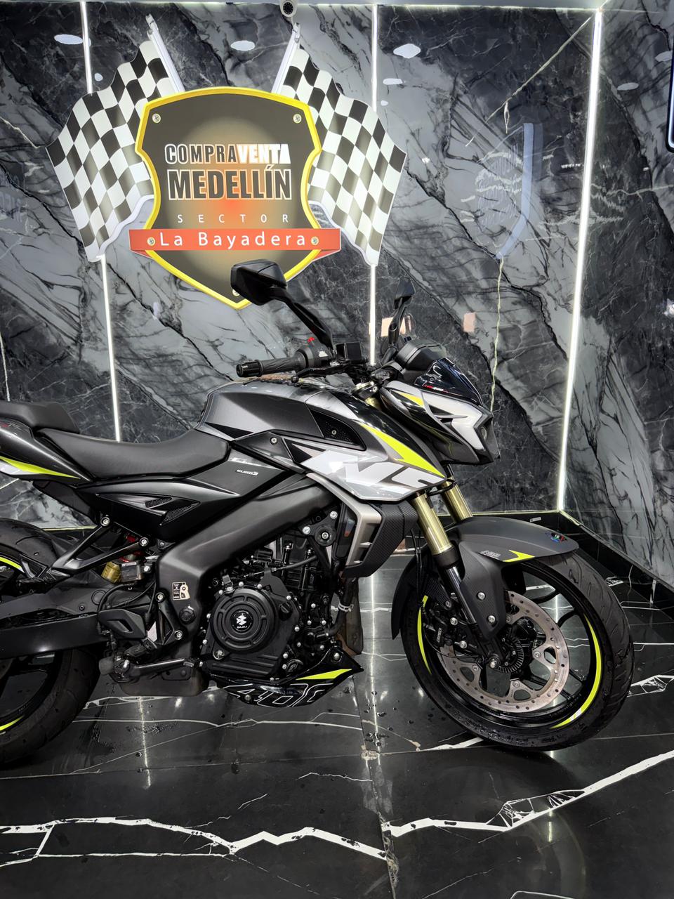 PULSAR 400 NS COMO NUEVA - Image 6