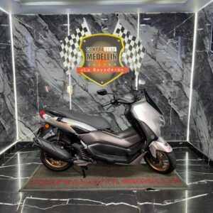 AUTOMATICA NMAX CONNECT 155 COMO NUEVA