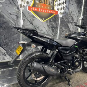 PULSAR 180 FI NEON