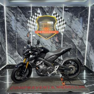 YAMAHA MT 15