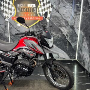 AKT TT 200 TTR COMO NUEVA