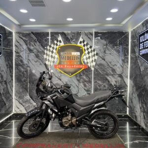 AKT TT 200 DS EIII COMO NUEVA