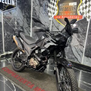 AKT TT 200 DS EIII COMO NUEVA