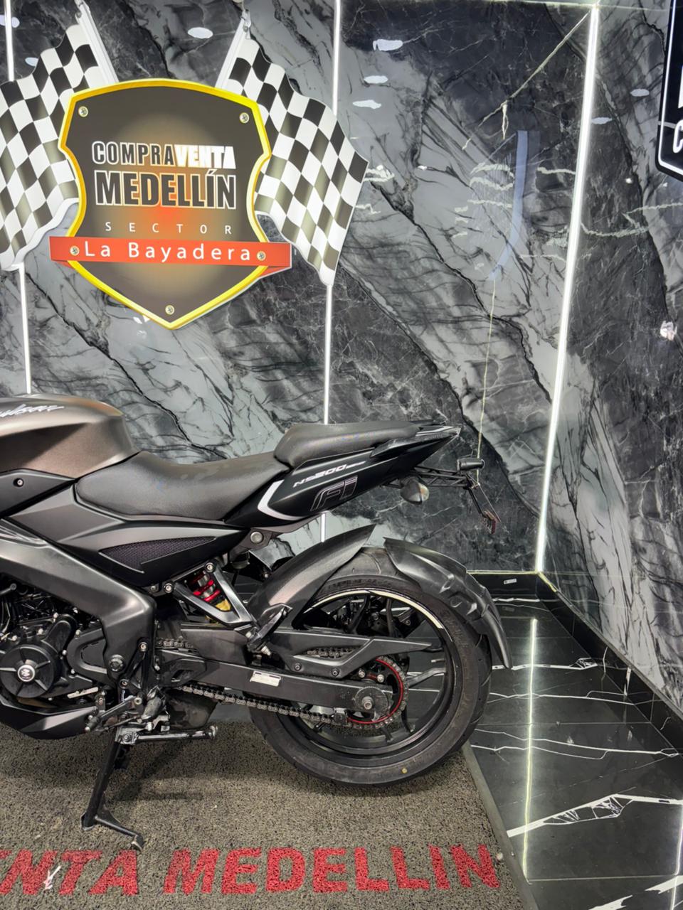 PULSAR 200 NS FI BSIV - Image 8