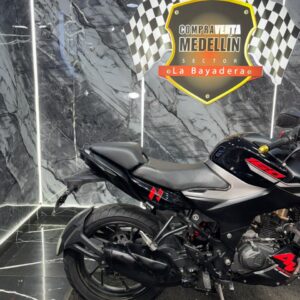 HERO HUNK 160 4V COMO NUEVA