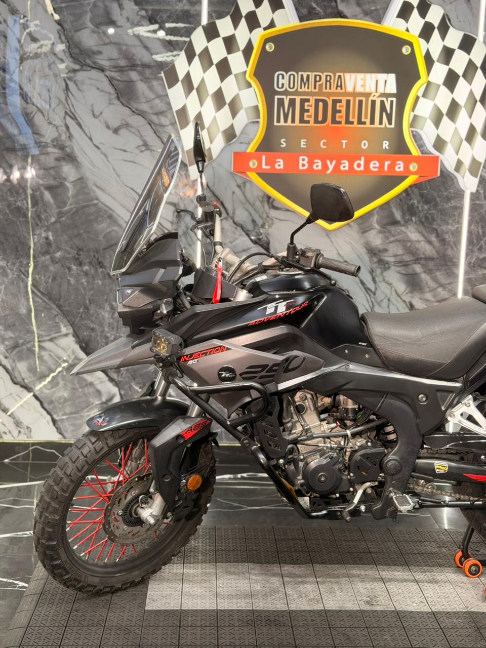 AKT TT ADVENTURE 250 - Image 9