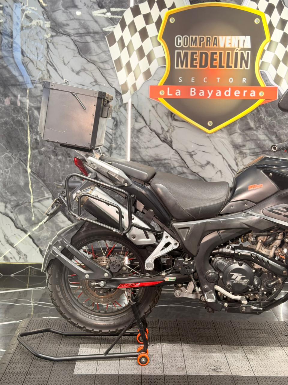 AKT TT ADVENTURE 250 - Image 4