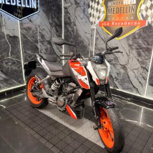 KTM DUKE 200