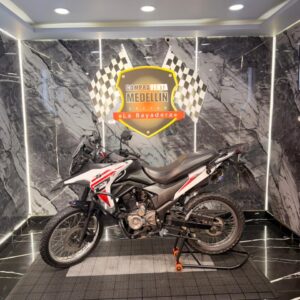 AKT TT 200 DS EIII