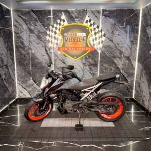 KTM DUKE 200