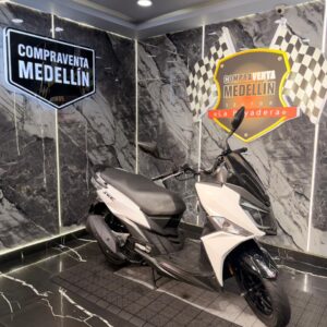 AUTOMATICA SYM AKT JET 14 COMO NUEVA