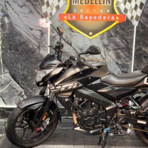 PULSAR 200 NS FI