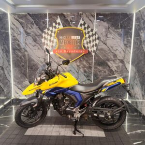 SUZUKI VSTROM 160 COMO NUEVA