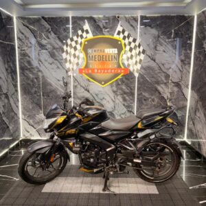 PULSAR 200 NS FI
