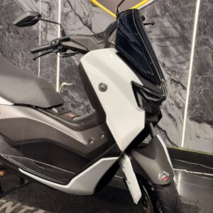 AUTOMATICA NMAX CONNECT 155 V3 COMO NUEVA