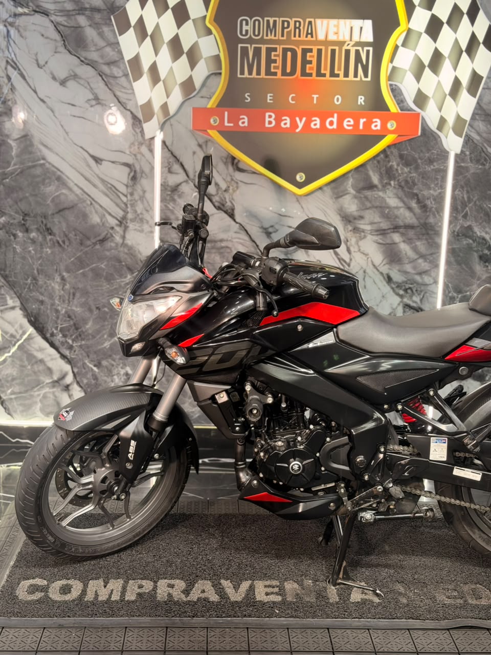 PULSAR 200 NS FI ABS ( BARRAS INVERTIDAS ) - Image 4