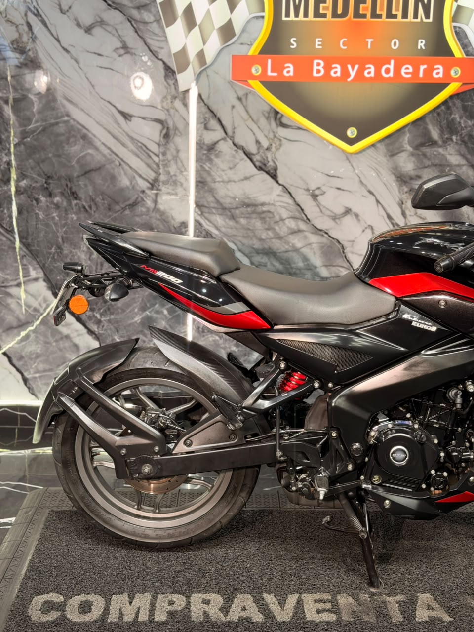 PULSAR 200 NS FI ABS ( BARRAS INVERTIDAS ) - Image 3