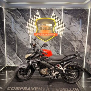 PULSAR 200 NS PRO