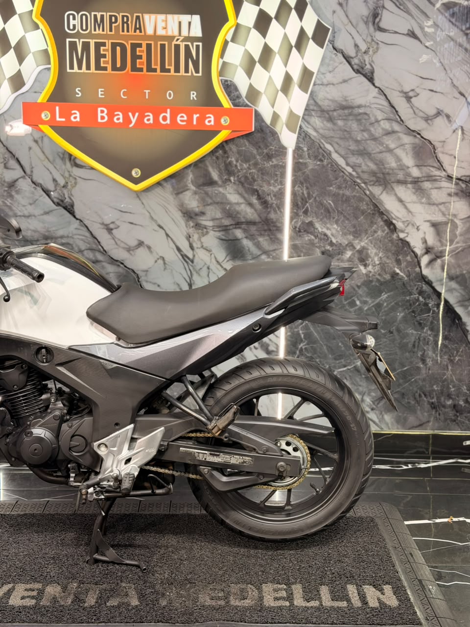 HONDA CB 160 - Image 2