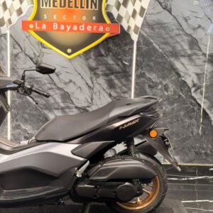 AUTOMATICA NMAX CONNECT 155 V3 COMO NUEVA