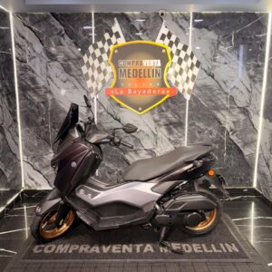 AUTOMATICA NMAX CONNECT 155 V3 COMO NUEVA