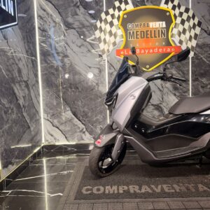 AUTOMATICA NMAX CONNECT 155 V3 COMO NUEVA