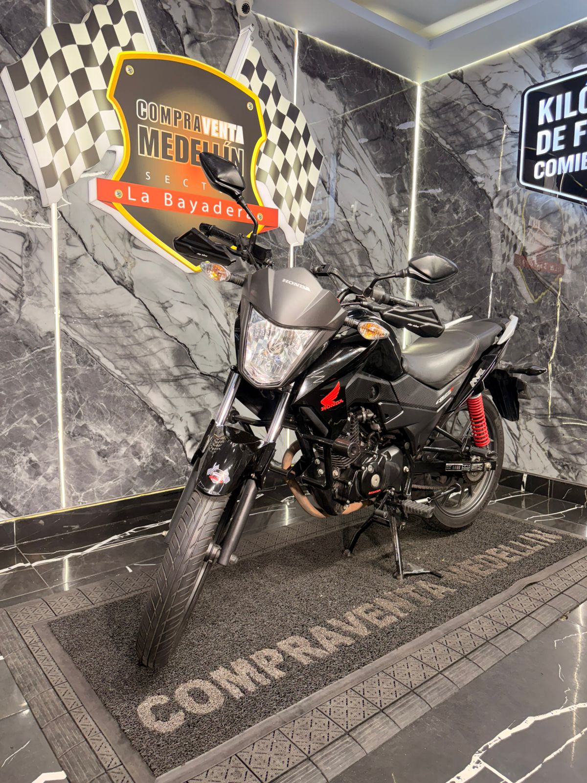 HONDA 125 CB F MAX E3 - Image 8