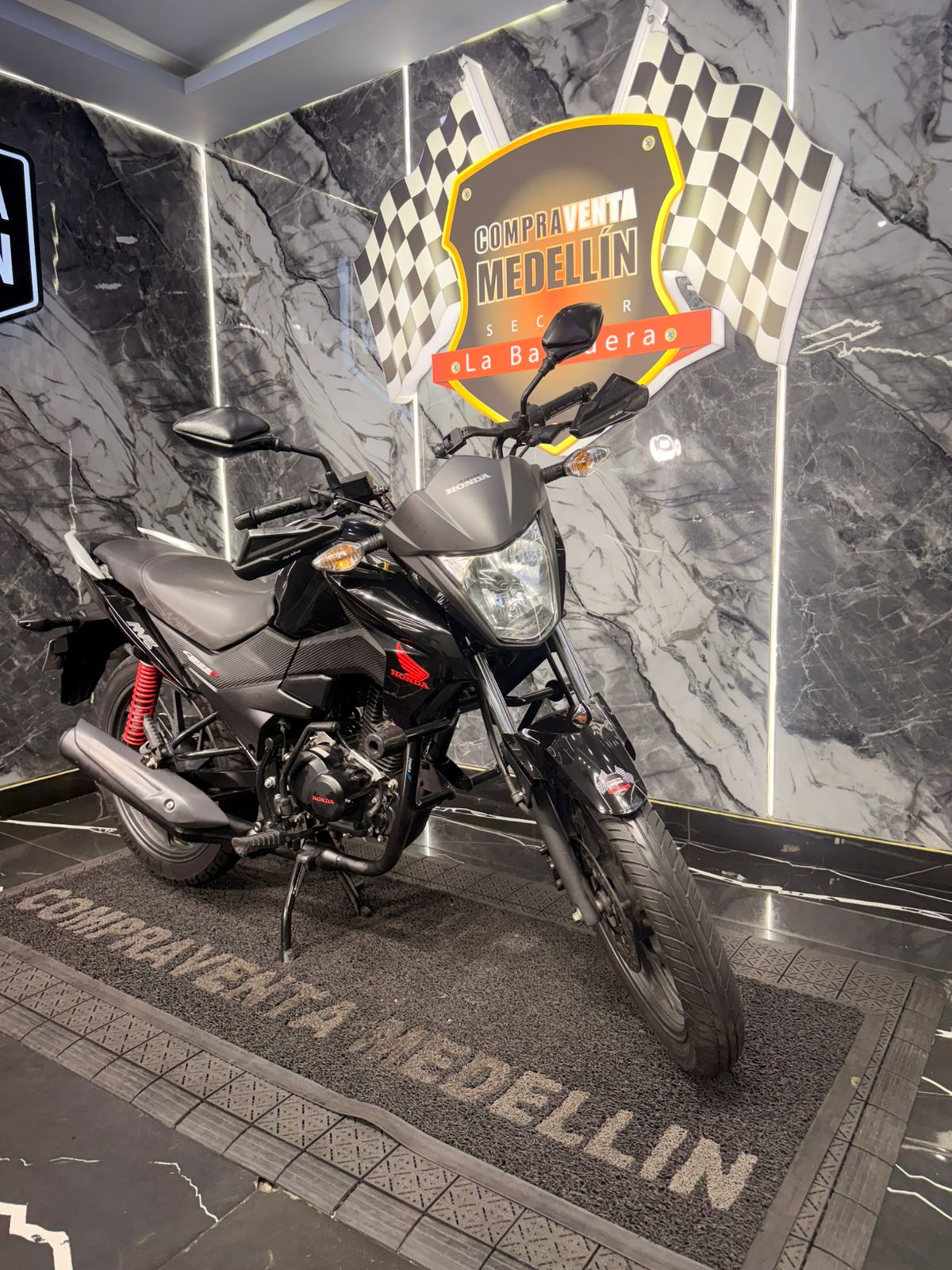 HONDA 125 CB F MAX E3 - Image 5