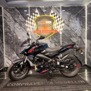 PULSAR 200 NS FI ABS COMO NUEVA ( BARRAS INVERTIDAS)