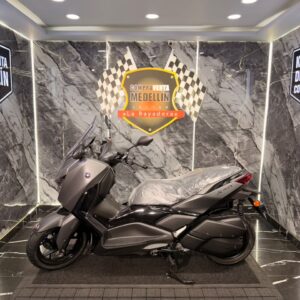 AUTOMATICA XMAX 300 NUEVA 0 KM