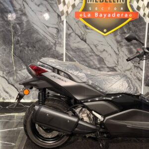 AUTOMATICA XMAX 300 NUEVA 0 KM