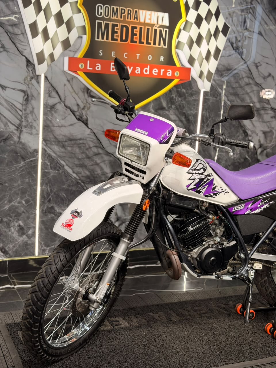 DT 125 - Image 4
