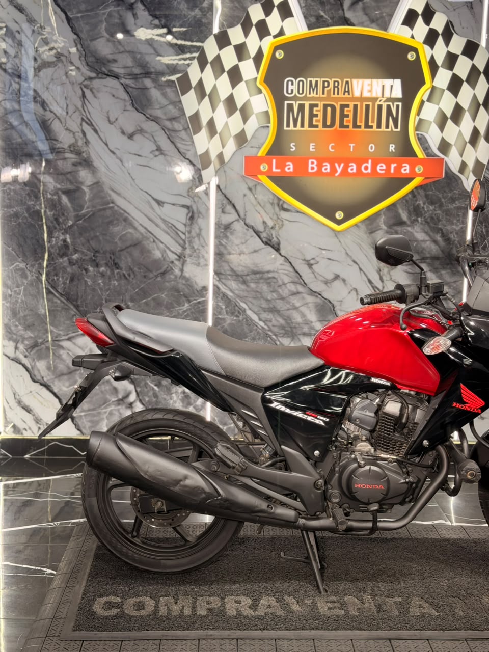 HONDA CB 150 INVICTA - Image 3