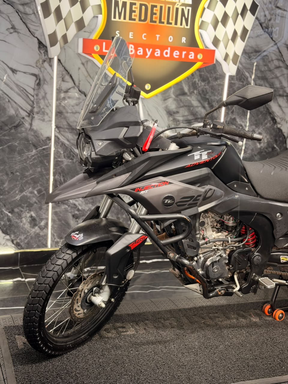 AKT TT ADVENTUR 250 - Image 3