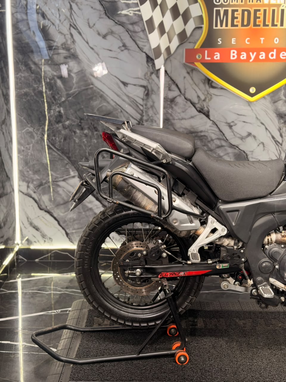AKT TT ADVENTUR 250 - Image 2