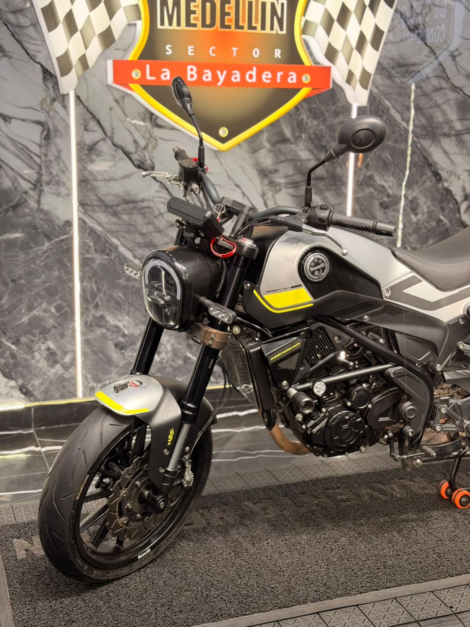 BENELLI LEONCINO 250 - Image 5