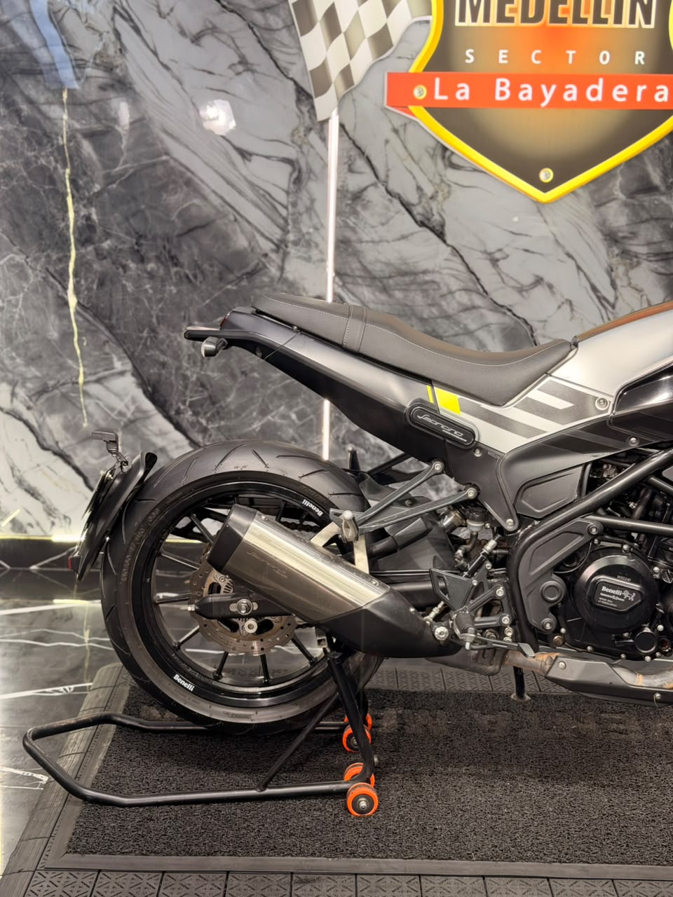 BENELLI LEONCINO 250 - Image 4