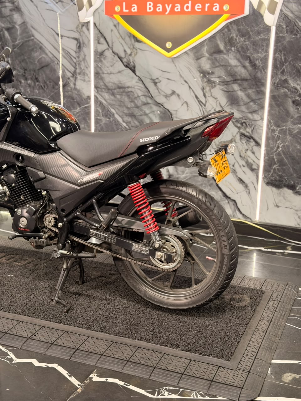 HONDA 125 CB F MAX E3 - Image 3