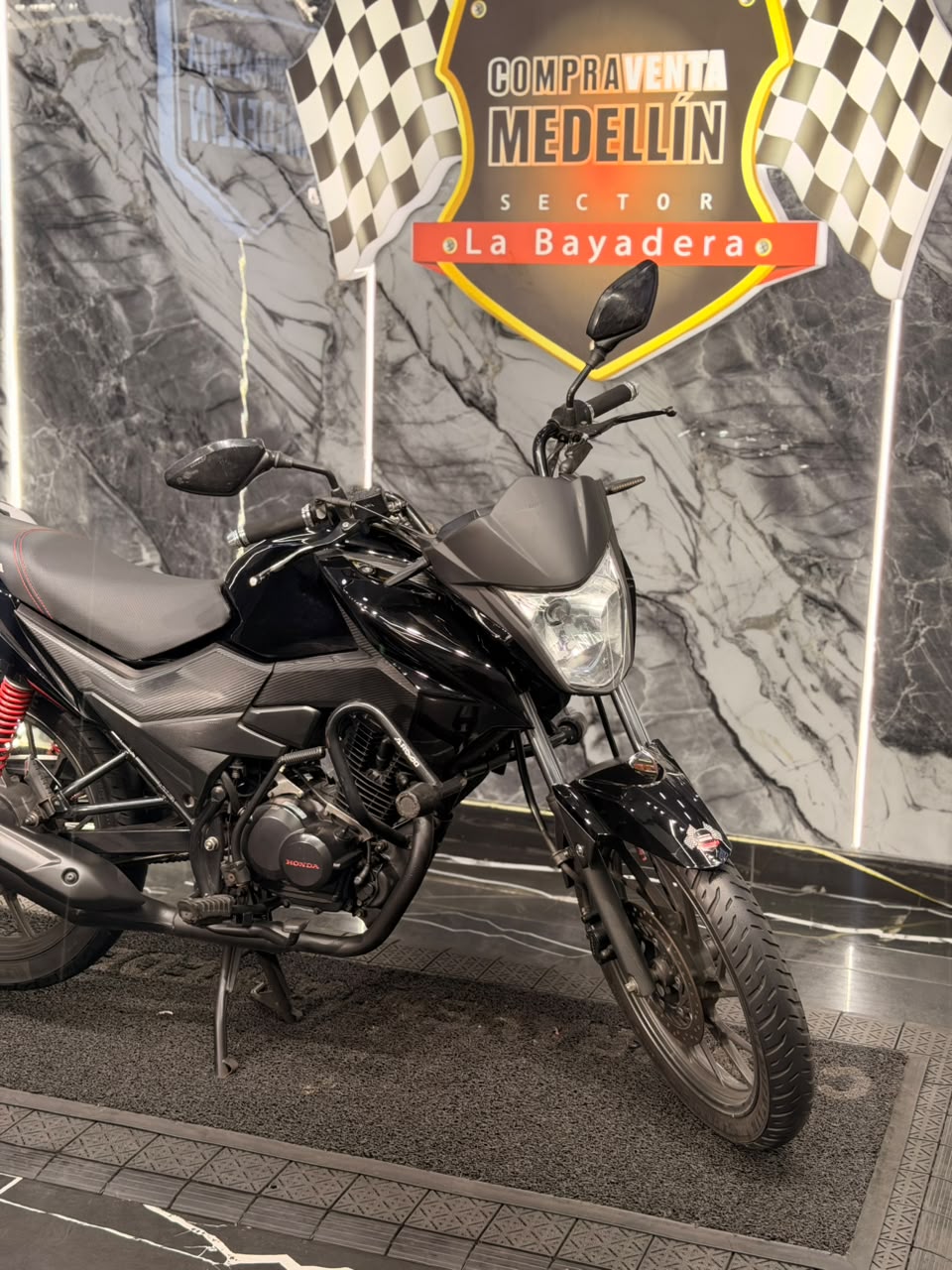 HONDA 125 CB F MAX E3 - Image 2