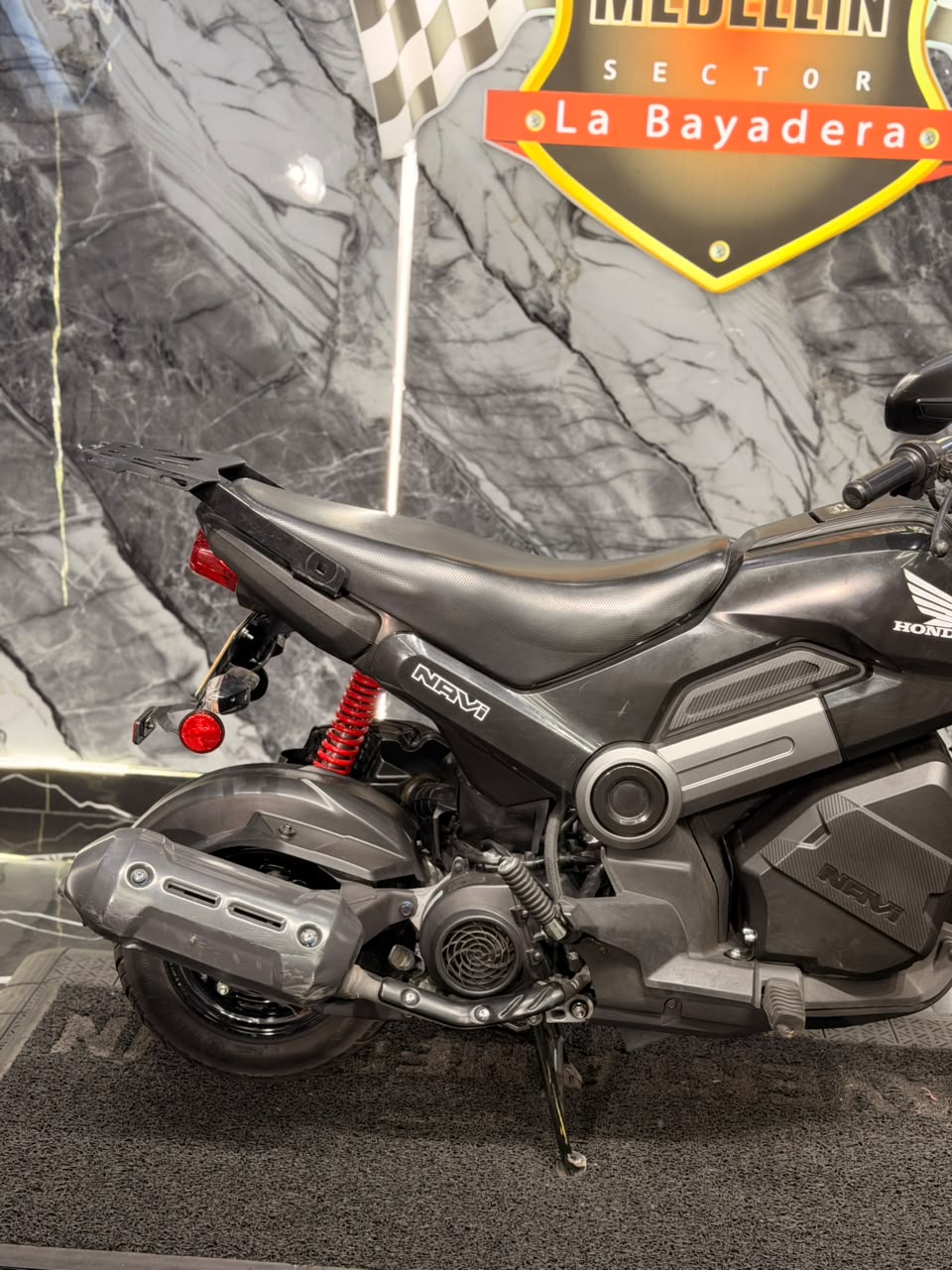 AUTOMATICA HONDA NAVI 2.0 COMO NUEVA - Image 2