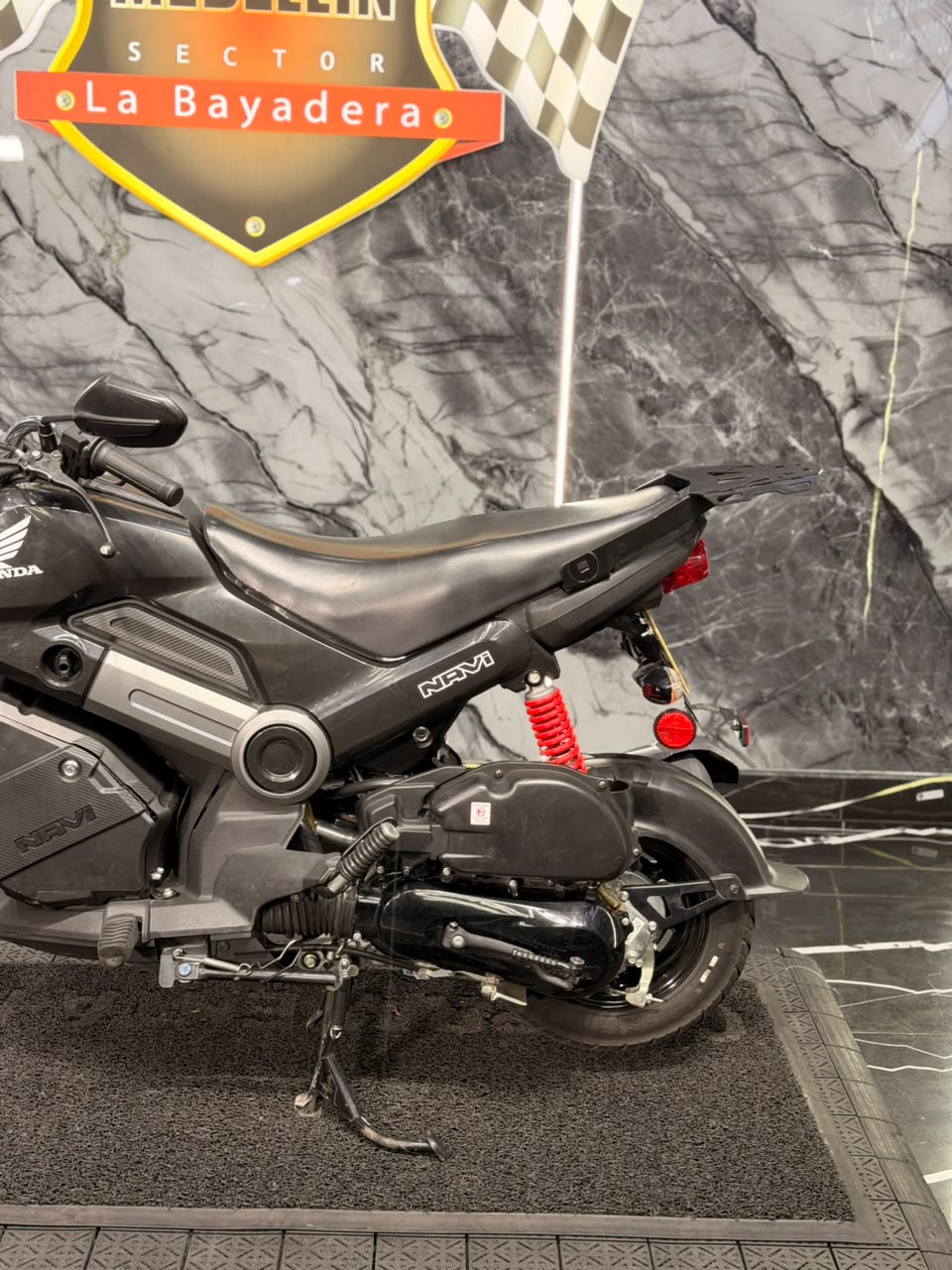 AUTOMATICA HONDA NAVI 2.0 COMO NUEVA - Image 7