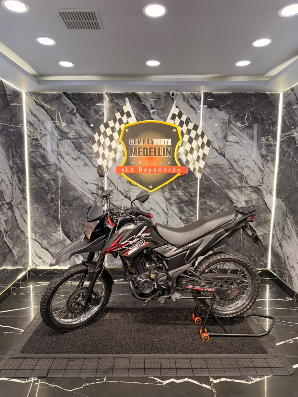 AKT TTR 200 EIII