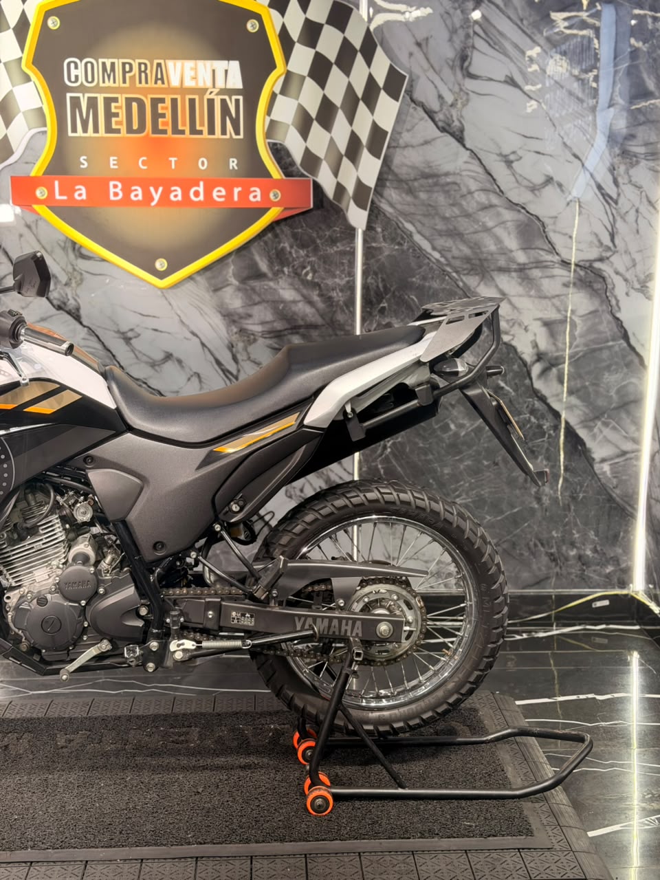 XTZ 250 - Image 7
