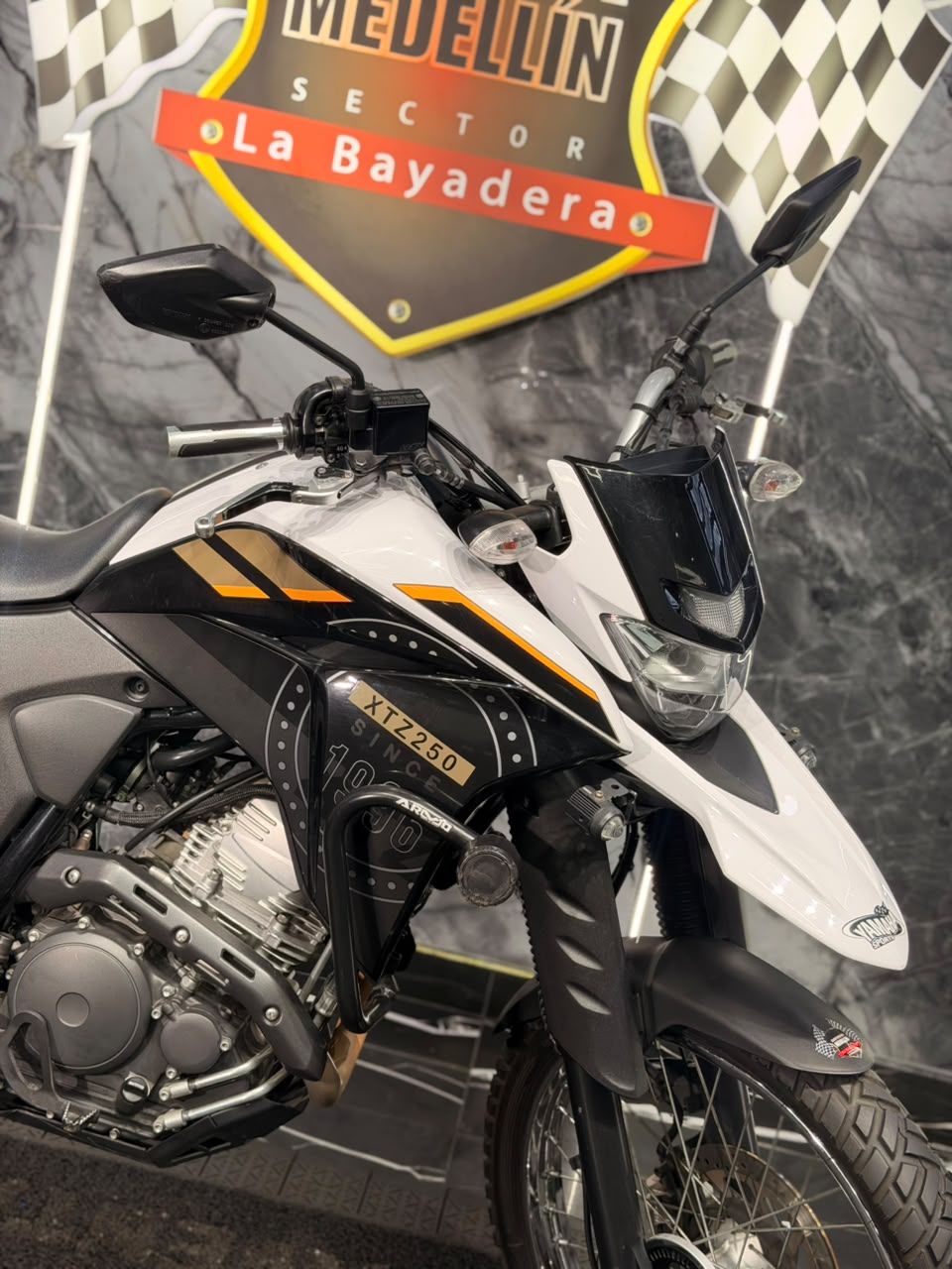 XTZ 250 - Image 4