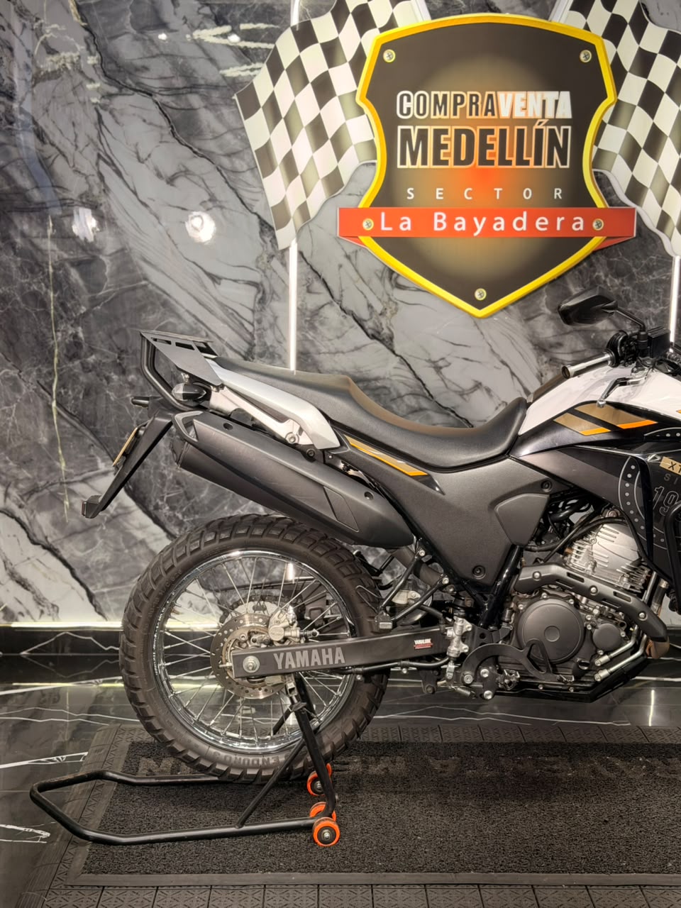 XTZ 250 - Image 3