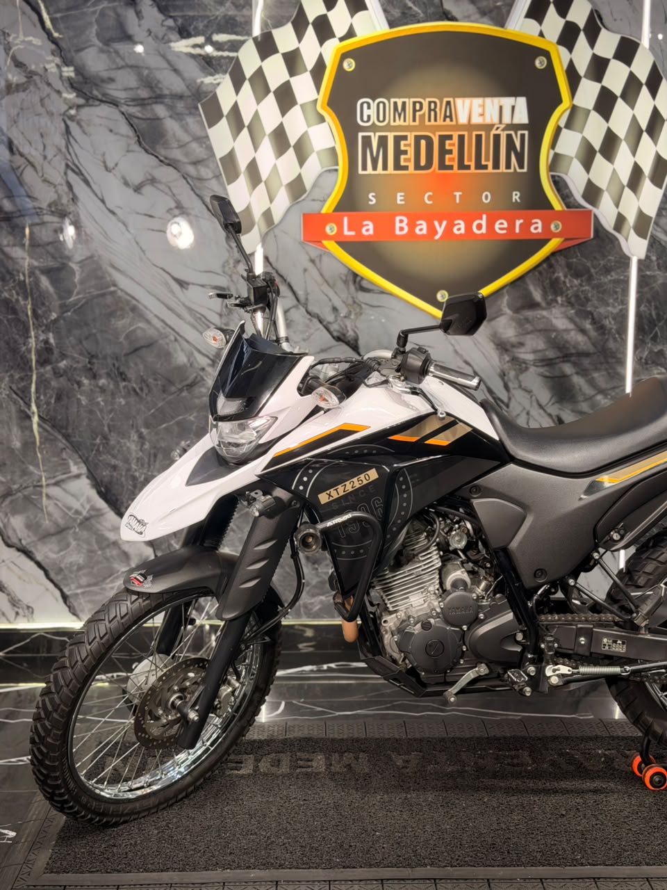 XTZ 250 - Image 2
