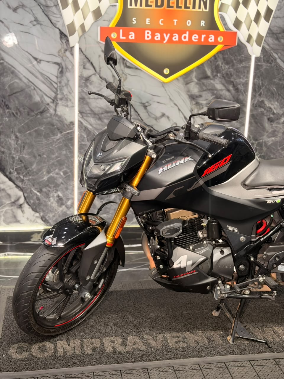 HERO HUNK 160 4V COMO NUEVA - Image 9
