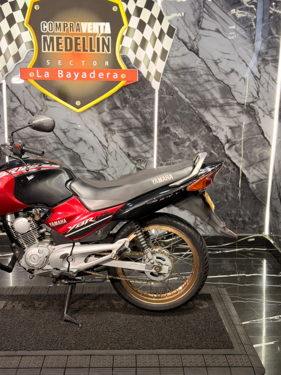 YBR 125 DX - Image 8