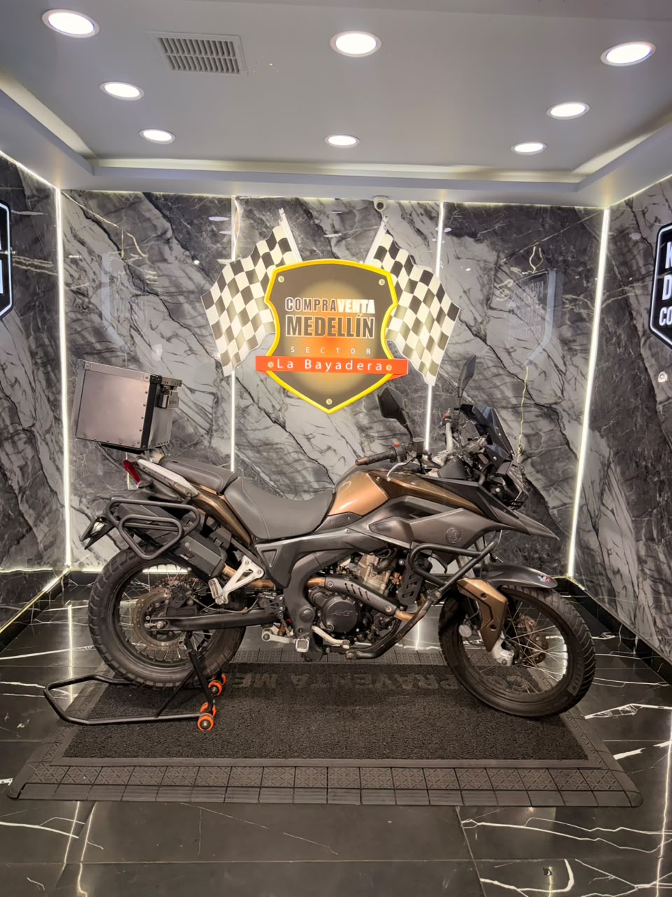 AKT TT ADVENTUR 250 - Image 8