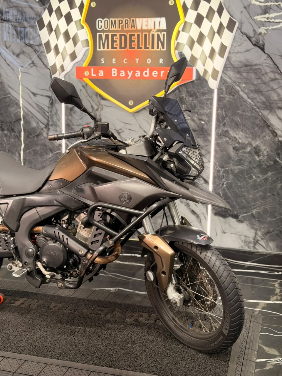 AKT TT ADVENTUR 250 - Image 5